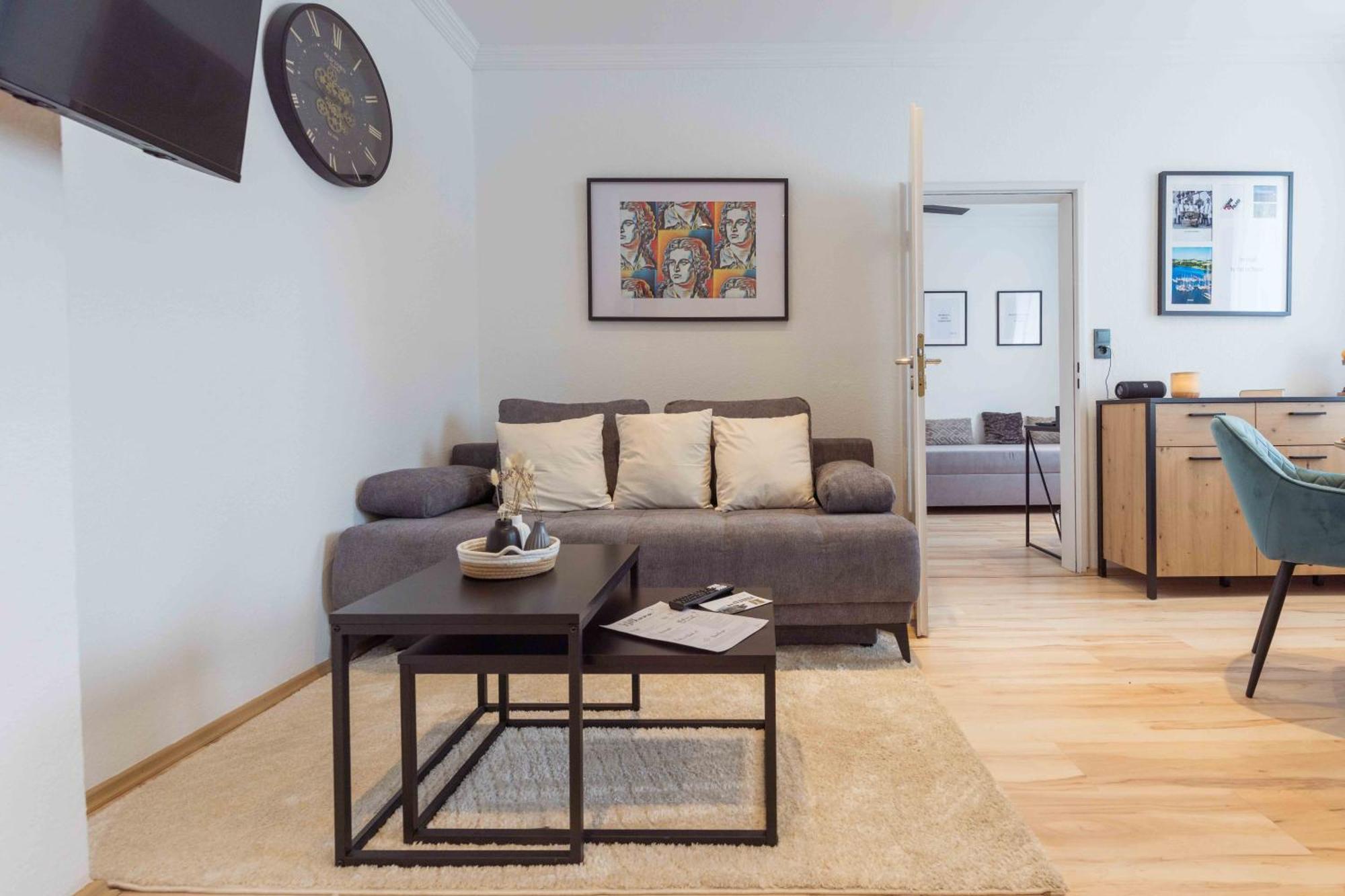 Schillerapartment Hof, Kueche, 24H Digital-Checkin, Parkplatz, Wlan250Mbit Hof  Εξωτερικό φωτογραφία