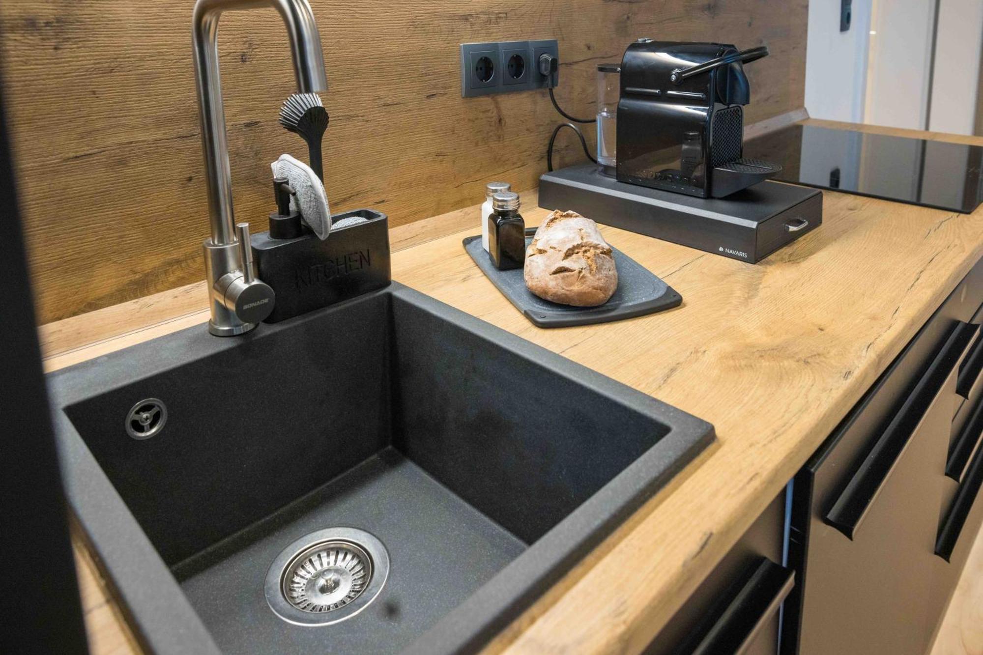 Schillerapartment Hof, Kueche, 24H Digital-Checkin, Parkplatz, Wlan250Mbit Hof  Εξωτερικό φωτογραφία