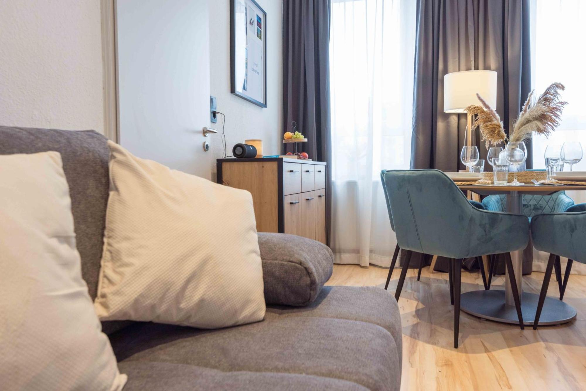 Schillerapartment Hof, Kueche, 24H Digital-Checkin, Parkplatz, Wlan250Mbit Hof  Εξωτερικό φωτογραφία