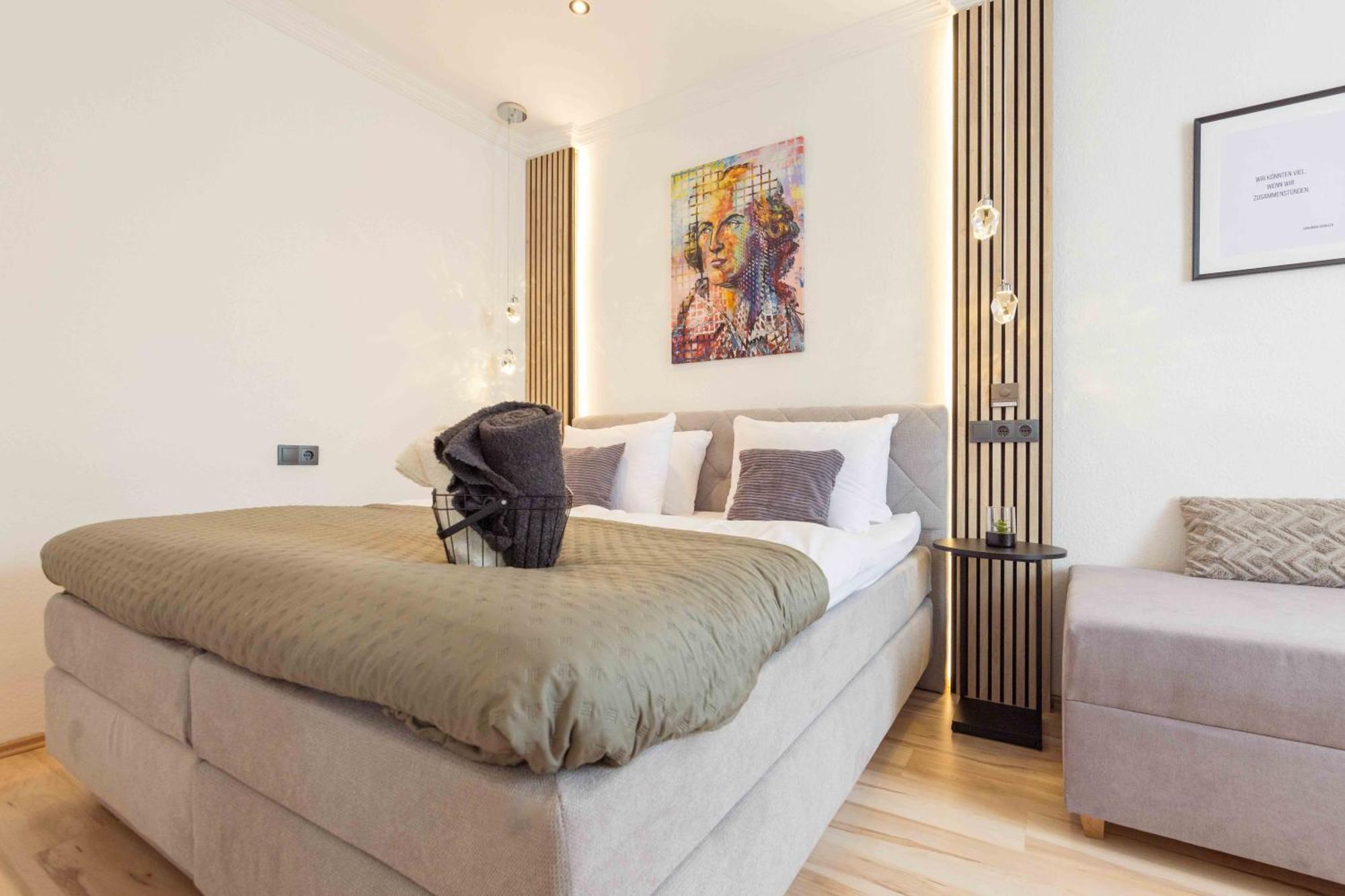 Schillerapartment Hof, Kueche, 24H Digital-Checkin, Parkplatz, Wlan250Mbit Hof  Εξωτερικό φωτογραφία