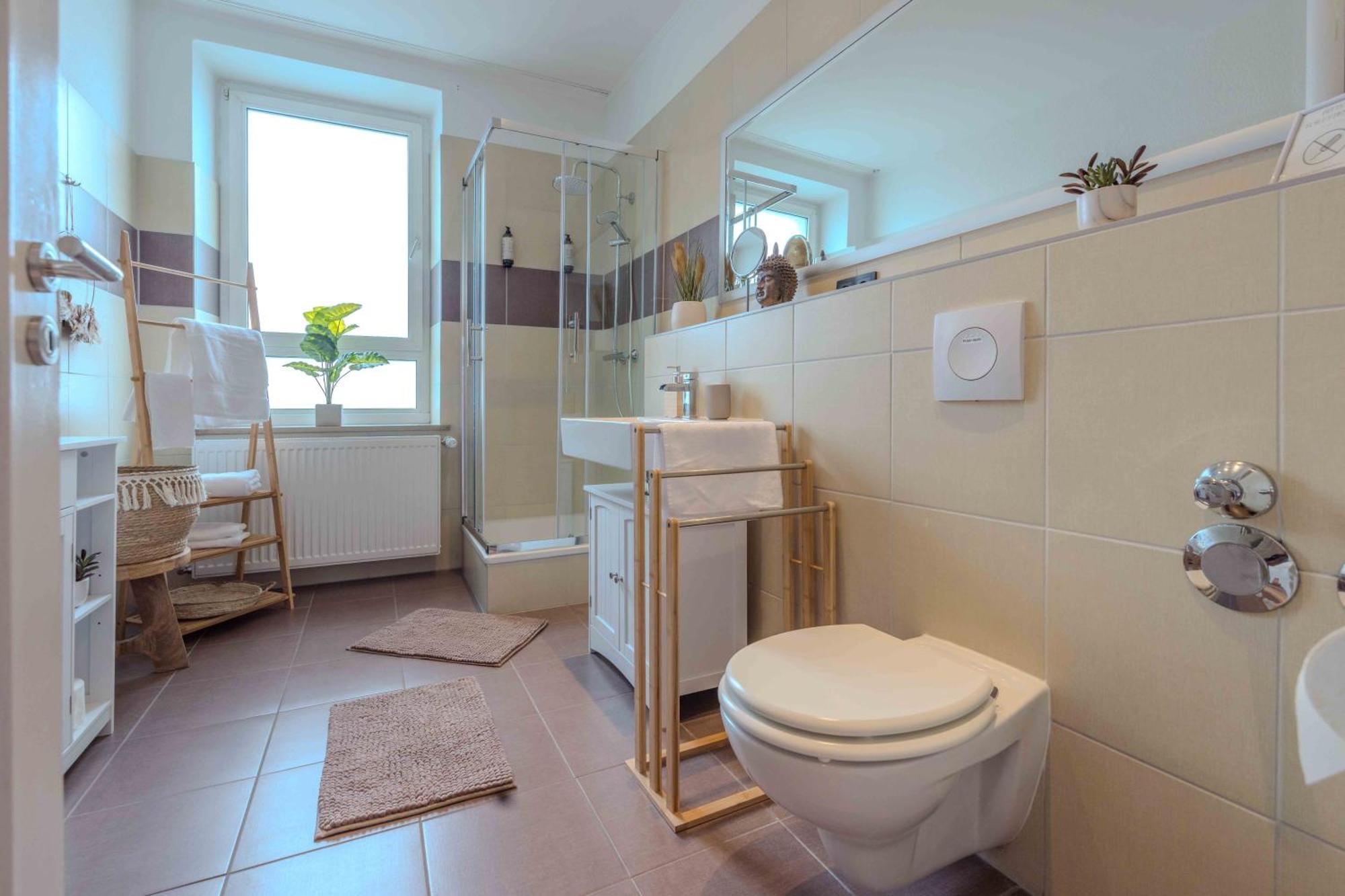 Schillerapartment Hof, Kueche, 24H Digital-Checkin, Parkplatz, Wlan250Mbit Hof  Εξωτερικό φωτογραφία